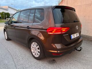 Volkswagen Touran 1.2 81кВ