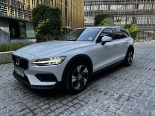 Volvo V60 Cross Country 2.0 145кВ