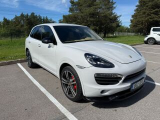 Porsche Cayenne 3.0 180кВ