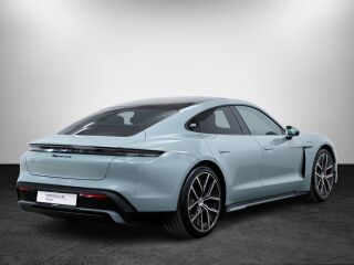 Porsche Taycan 4S 440kW