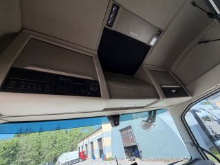 Volvo FH 500 6X2 EURO6 + BDF 20Ft 375kW