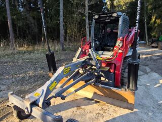 Takeuchi TVL12-V2 81kW