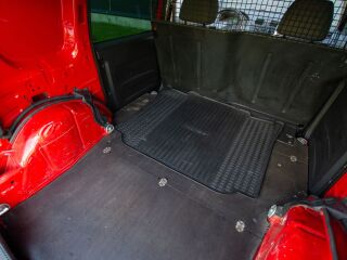 Skoda Praktik Window Van Comfort N1 1.2 R4 63кВ
