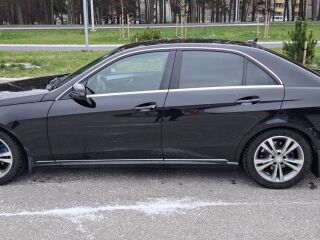 Mercedes-Benz E 220 2.1 125kW