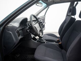 Audi 80 2.0 66кВ