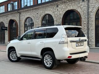 Toyota Land Cruiser Comfort 3.0 140кВ