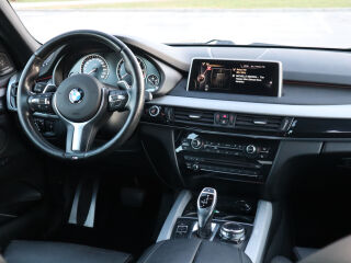 BMW X5 M-pakett 40d xDrive 3.0 4.0 230кВ