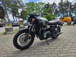 Triumph Bonneville T120 Black 59kW