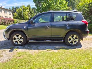 Toyota RAV4 2.2 100kW