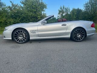 Mercedes-Benz SL 550 2009 5.5 285kW