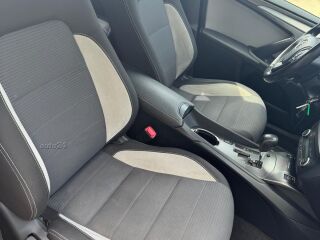 Toyota Avensis Touring Sports 1.8 108кВ