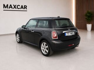 MINI Cooper D 2.0 82kW