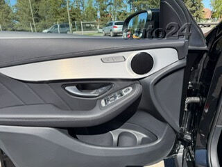 Mercedes-Benz GLC 300 2.0 180kW