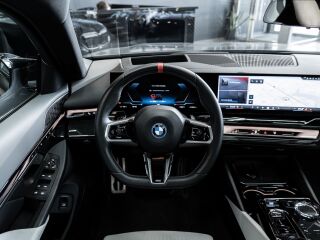 BMW i5 M60 xDrive 442kW