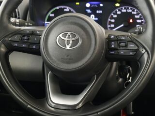 Toyota Yaris Active 68кВ
