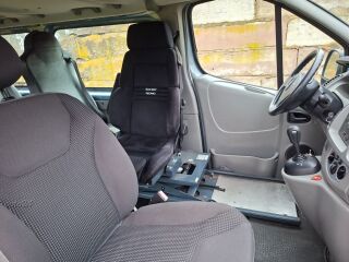 Opel Vivaro 2.0 84кВ