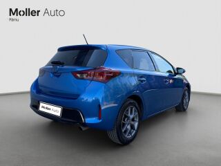 Toyota Auris 1.6 97кВ