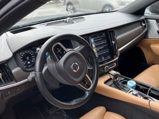 Volvo V90 Cross Country 2.0 140kW