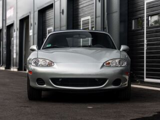 Mazda MX-5 1.6 81kW