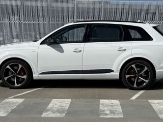 Audi SQ7 4.0 V8 320kW