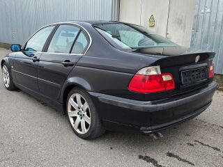 BMW 330 3.0 R6 135kW