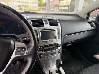 Toyota Avensis Linea Sol 1.8 108kW