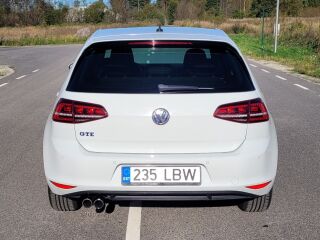 Volkswagen Golf GTE 1.4 110kW