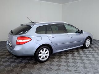 Renault Laguna Comfort 2.0 dCi 96kW