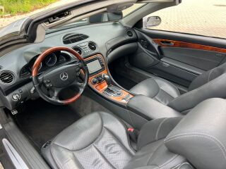 Mercedes-Benz SL 500 5.0 V8 225кВ