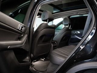 BMW X5 xDrive30d 3.0 195кВ