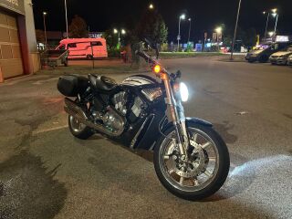 Harley-Davidson VRSCR Street Rod Revolution V2 89kW