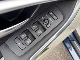 Volvo V40 SUMMUM 2.0 D4 140kW
