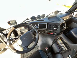 Volvo FM300 6X2 EURO4 + HIAB XS + TIPPER 225kW