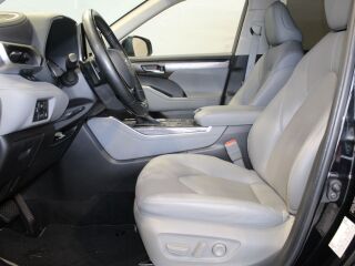 Toyota Highlander Executive AWD 2.5 140kW