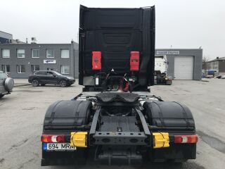 Mercedes-Benz Actros 1848LS 350kW