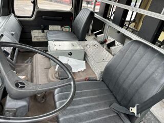 Mercedes-Benz 1424F