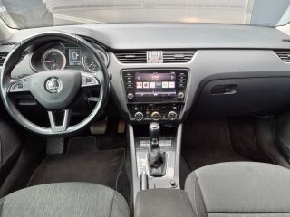 Skoda Octavia 1.5 110кВ