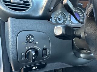 Mercedes-Benz 240 2.6 W6 125кВ