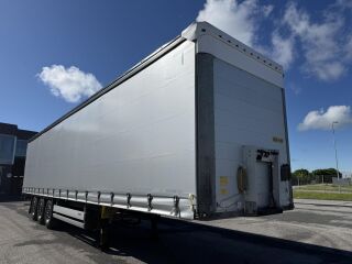 Schmitz Semitrailer Curtainsider Standard