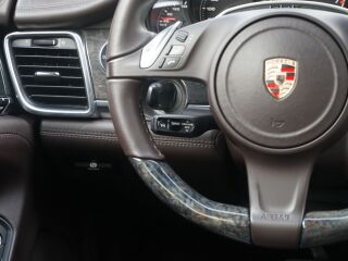 Porsche Panamera Sport Chrono 4.8 V8 368kW