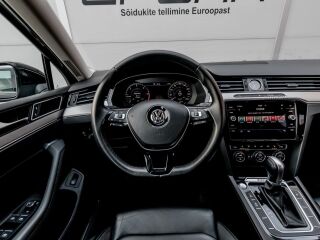 Volkswagen Passat R-Line 4Motion 2.0 140kW