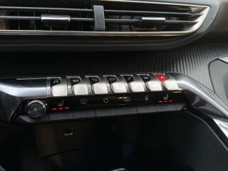 Peugeot 3008 PureTech 1.2 96кВ