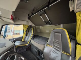 Volvo FH 750 6x4 EURO6 + RETARDER + PTO + 9T FRONT AXLE  552kW