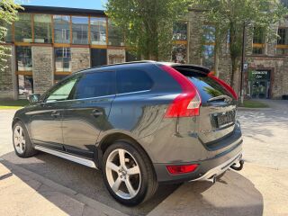 Volvo XC60 R-Design AWD 2.4 158kW