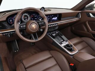 Porsche 911 Turbo S Cabriolet 3.7 478kW