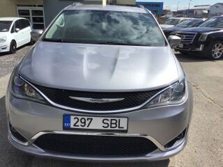 Chrysler Pacifica LUXURY TOURNG L PLUS EDITION STOW N GO EN 3.6 V6 PENTASTAR 214kW