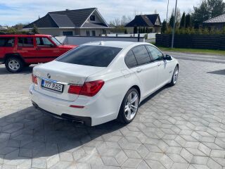 BMW 740 740dx M package 3.0 225кВ
