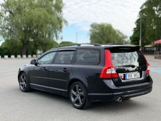 Volvo V70 R-Design 2.0 R5 120kW