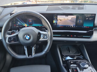BMW 520 xDrive20d M-Sportpakett 2.0 145kW