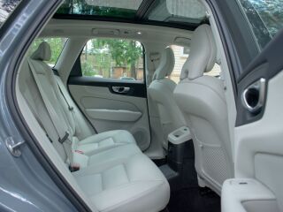 Volvo XC60 AWD DARK Long Range Intelli PRO Wntr 2.0 T6 Recharge Plug-In Pistikhübriid 293kW